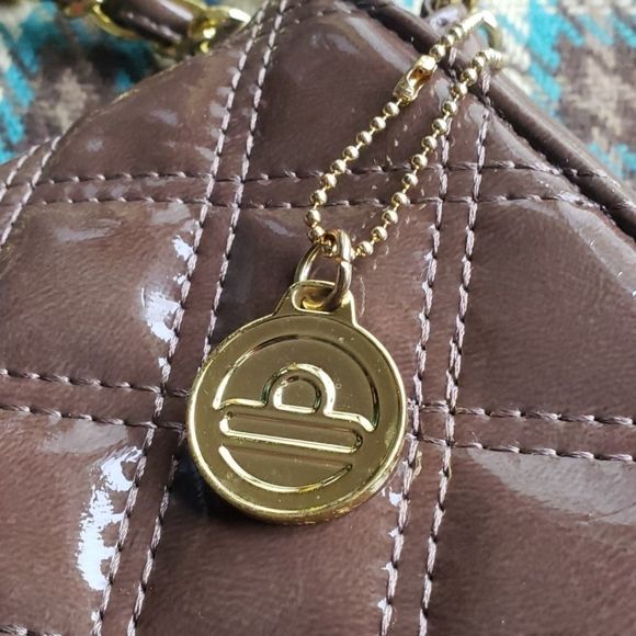 Cute Little BIG BUDDAH Crossbody Bag - Picture 3 of 8